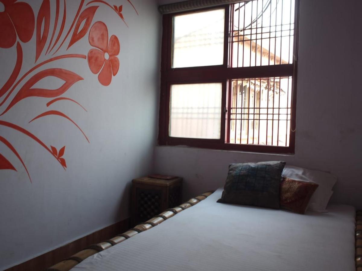 Shri Guest House Varanasi Exterior foto