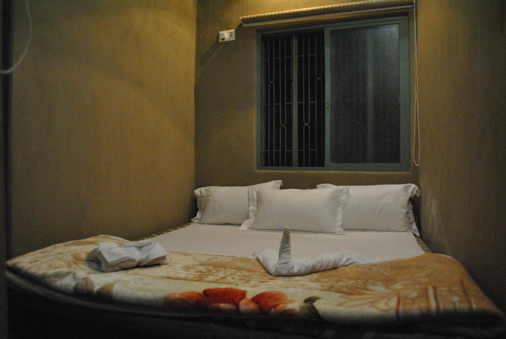 Shri Guest House Varanasi Habitación foto