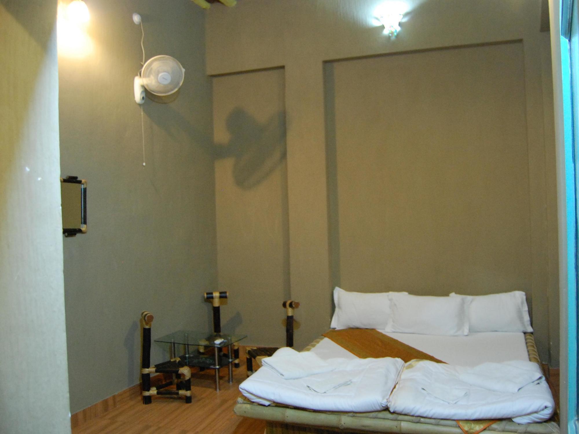 Shri Guest House Varanasi Exterior foto