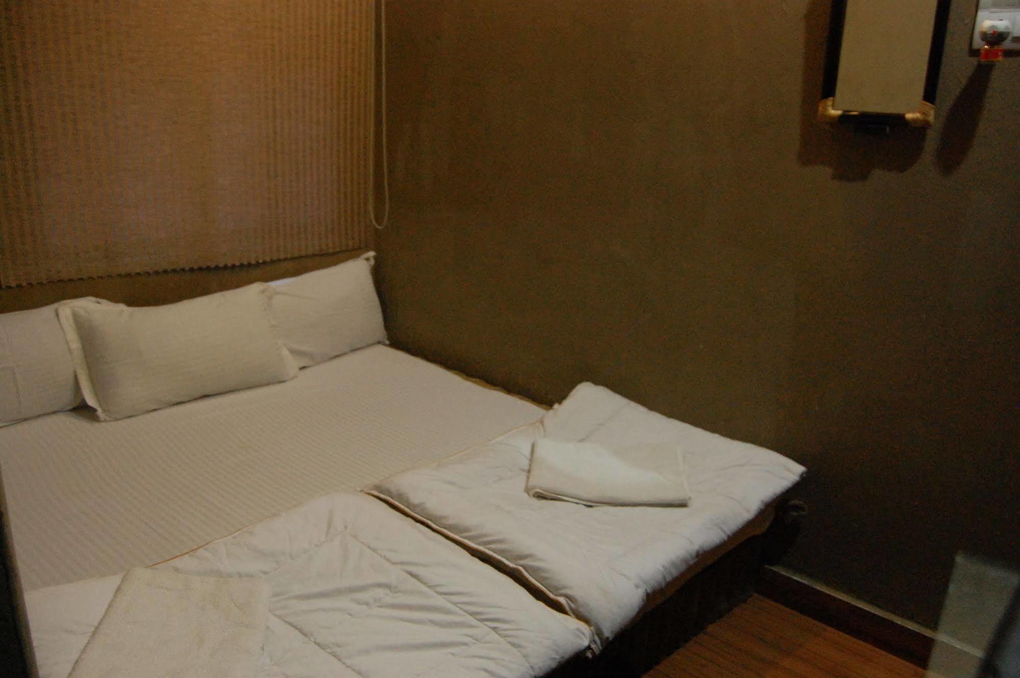 Shri Guest House Varanasi Exterior foto